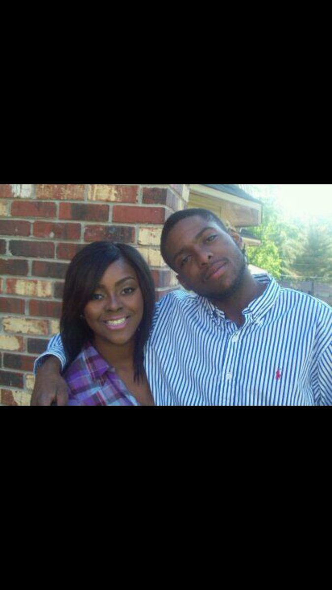 _SoAboveAverage's tweet photo. R.I.H Big Bro 🙏🏾🙏🏾 I still can't believe you're gone but I know that somehow everything is gone be ok! Love you! 😢❤️ https://t.co/emK5Eo1FA7