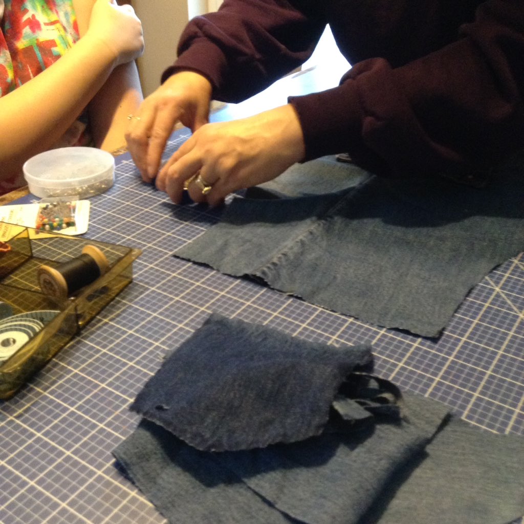 enviropreneurjc's tweet image. The Apprentice learning to #UPCYCLE