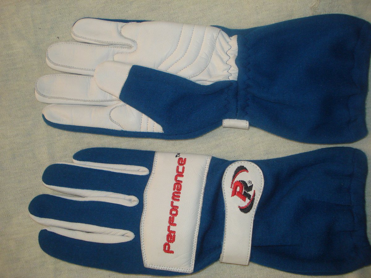 performance143's tweet image. 