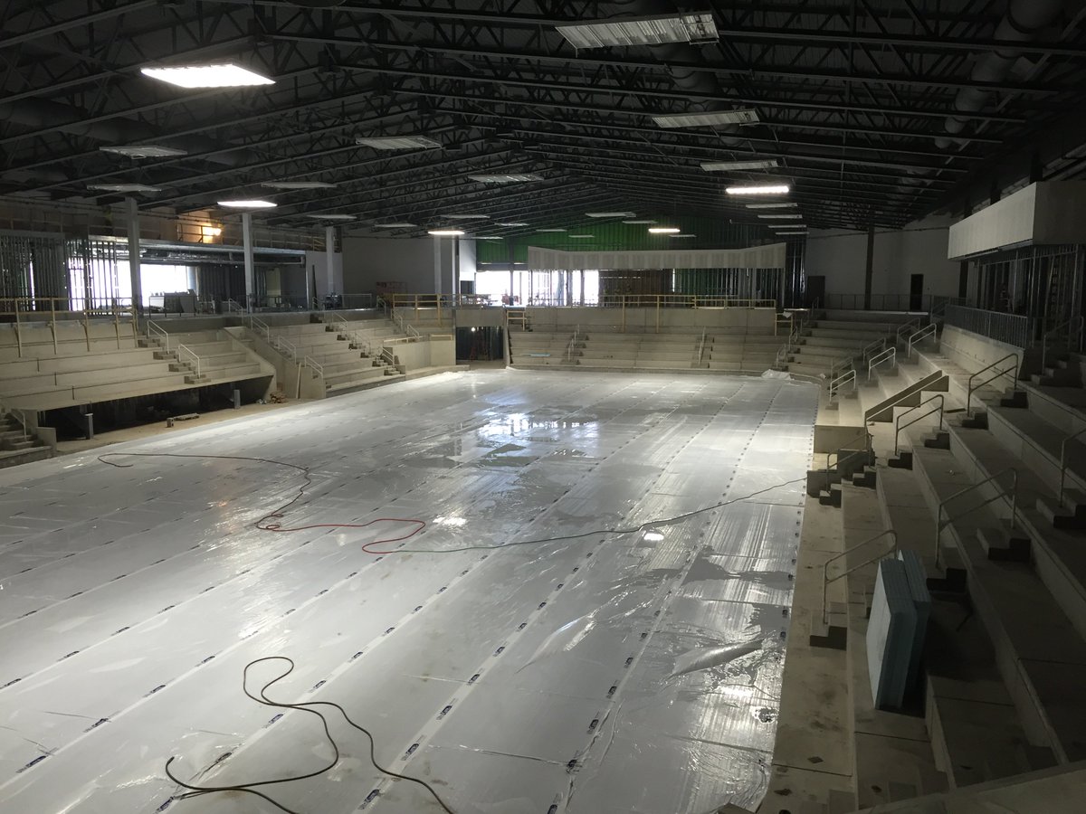ColgateWIH's tweet photo. Class of 65' Arena is looking sharp!! Puck drop is 164 days away!!! #classof65arena #newdigs #gogate #CWIH https://t.co/OJ4R8Cwlki