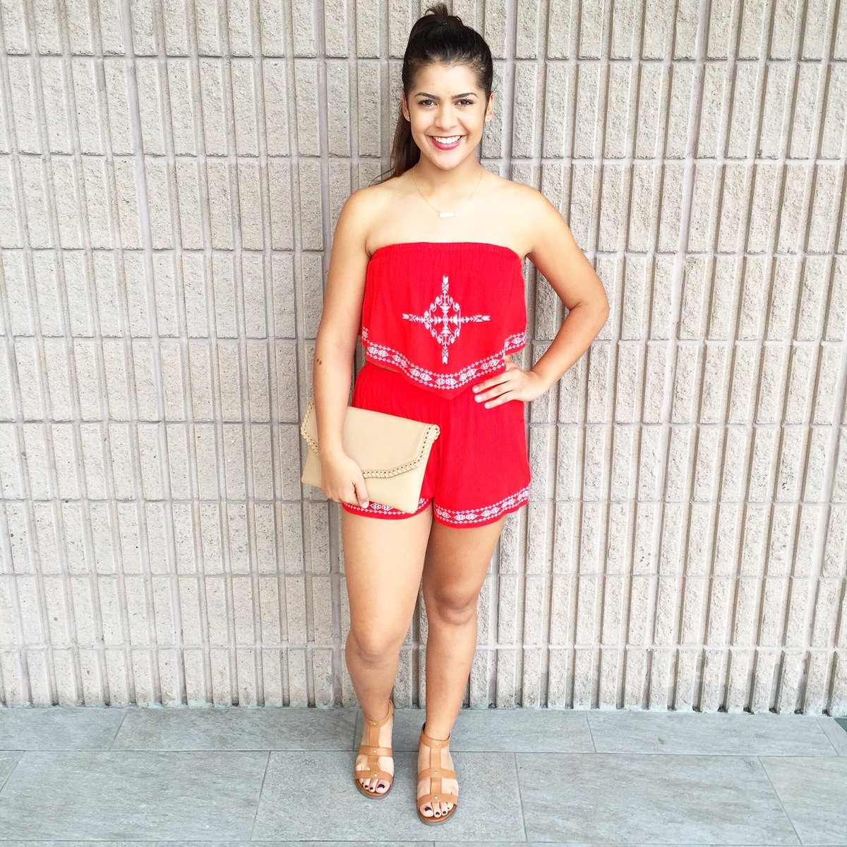 LoveApricotLane's tweet photo. We are staying red hot this summer!! 💋❤️🔥 #RedHot #TwoPieceStyle #Sandals https://t.co/B60nsltaoi