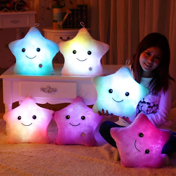 ParainShop's tweet image. Turn your room into a romantic place with these adorable pillows &amp;lt;3 facebook.com/parainshop/