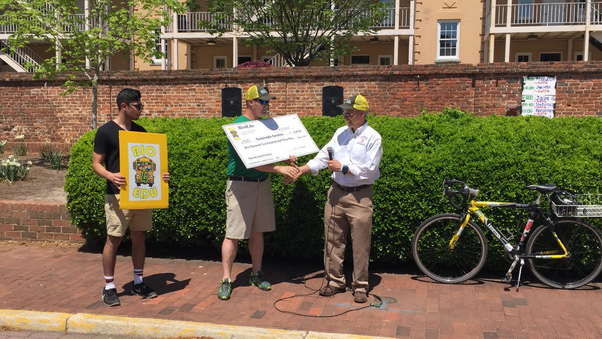 Bio4EDU's tweet photo. It's official! Bio Joe presented Sustainable Carolina with a check making @UofSC the first #Bio4Edu university! https://t.co/7JKdIWk1BQ