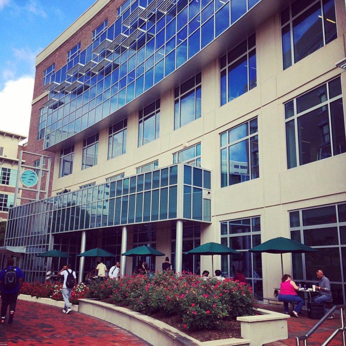 Accelerated degree programs <a href="/TCCva/">Tidewater Community College</a>? Learn more at tcc.edu/academics/degr… Photo via @tccwomenscenter