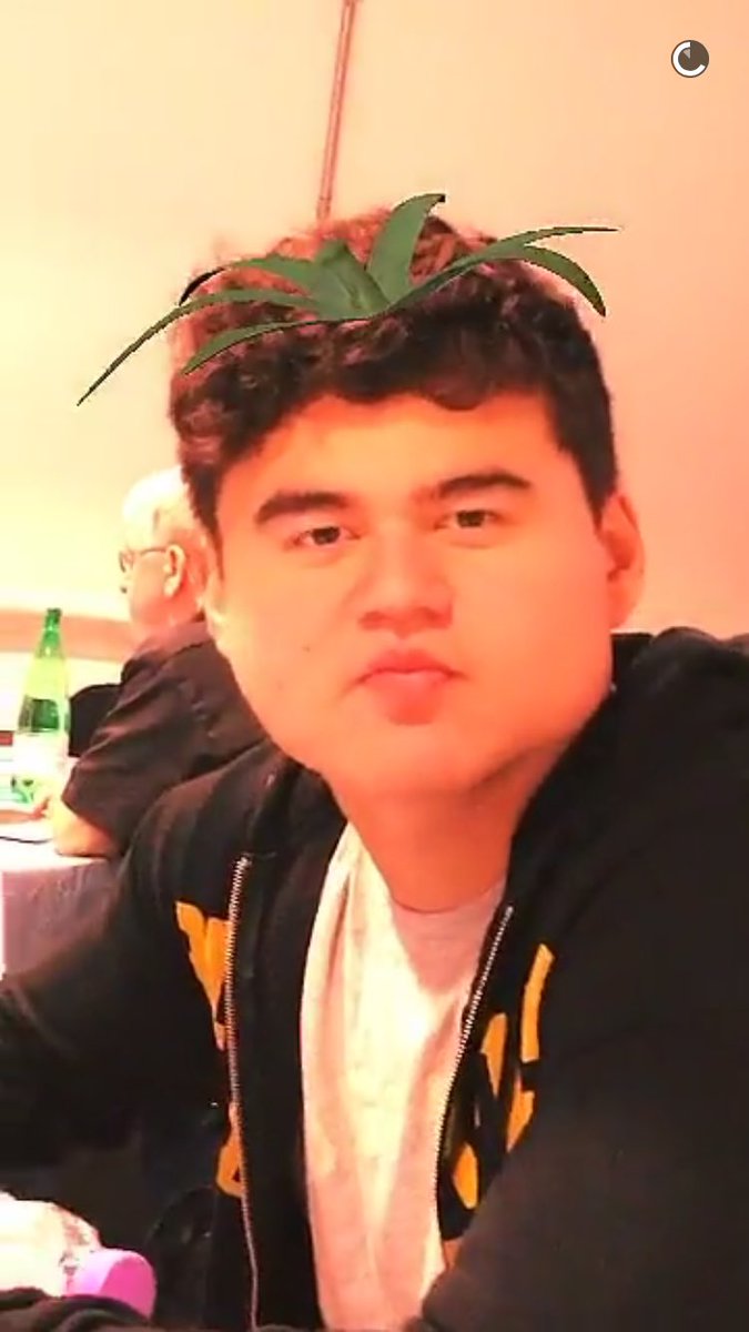 FiveSOSsupport's tweet photo. why is he so cute but so weird at the same time? https://t.co/TZW7cgXBAg