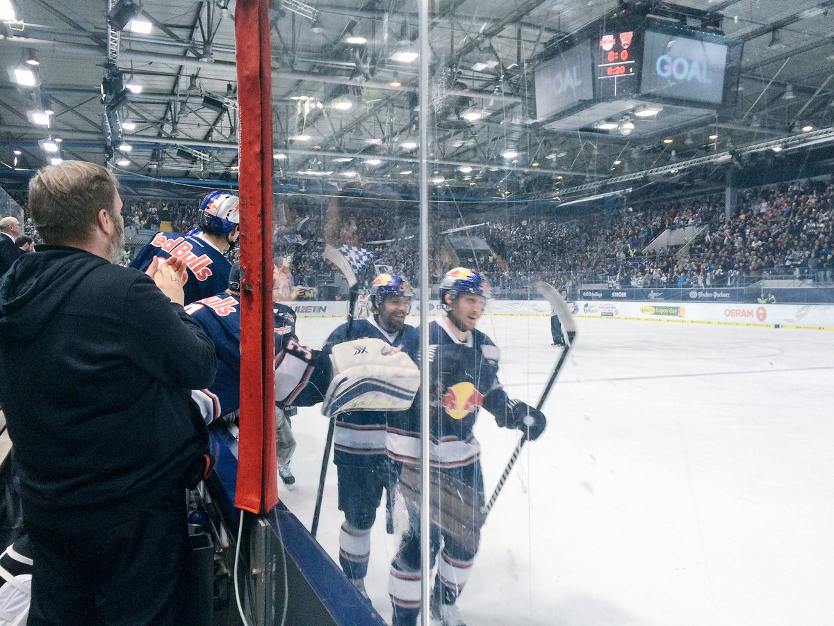 RedBullMuenchen's tweet image. Toooor!
