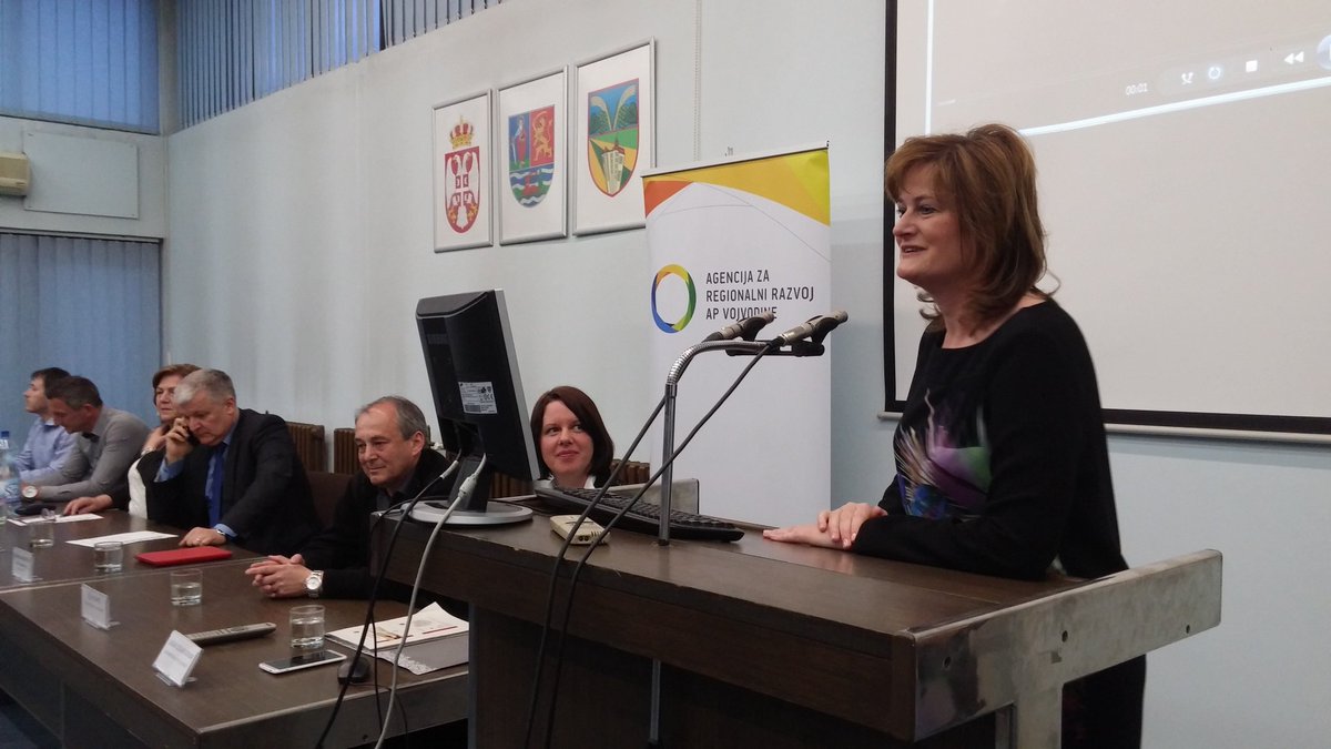 Backi_Petrovac's tweet photo. Cilj saradnje sa @SrceSlovenije i @ARR_Vojvodine jeste poboljšanje kvaliteta života na selu. https://t.co/Tl0V5fn4W1