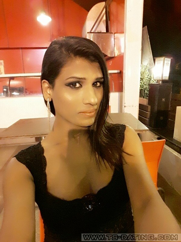 Indian shemale dating