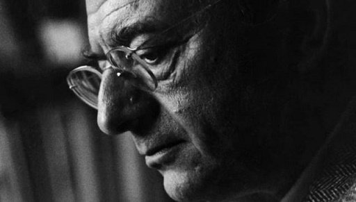 buselitweet's tweet photo. Sevgi kusurları yok etmez, 
Onları da kabul eder.

Erich Fromm https://t.co/oyEHMgB3H1