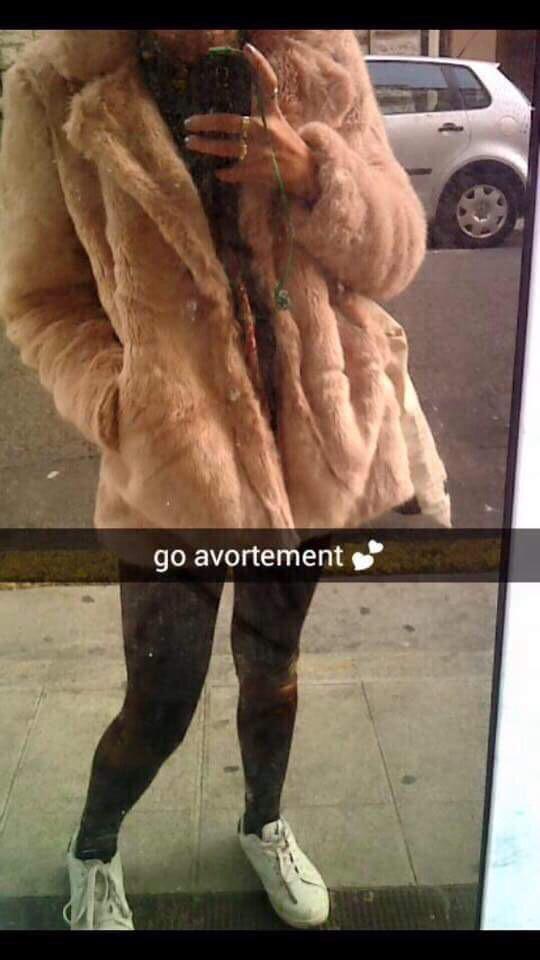 Comme si elle allait chez le coiffeur oklm.