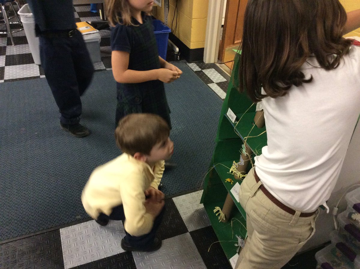 USMwcs's tweet photo. @JOZTCH @USMLowerschool  putting it all together https://t.co/pFNo9m8inR