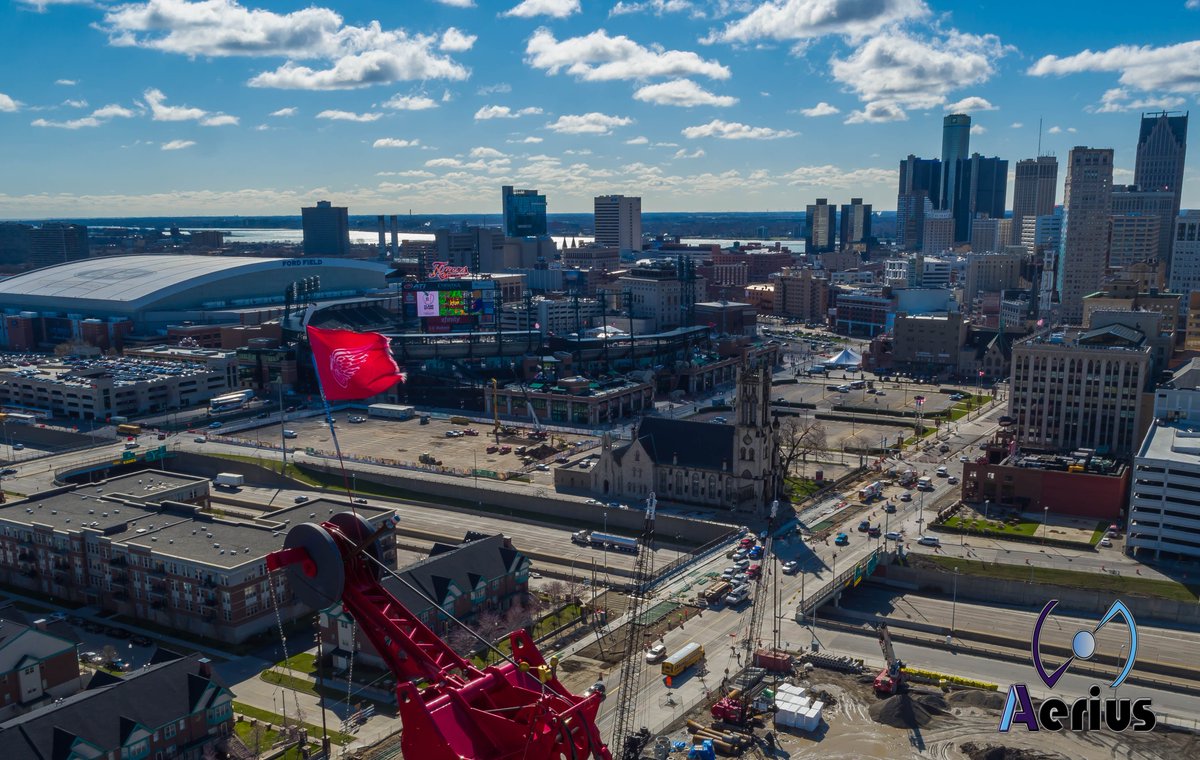 AeriusFlight's tweet photo. Big game tonight... 2017 this is where the game will be!!! #LGRW #RedWings https://t.co/Yqh0Hkl20g