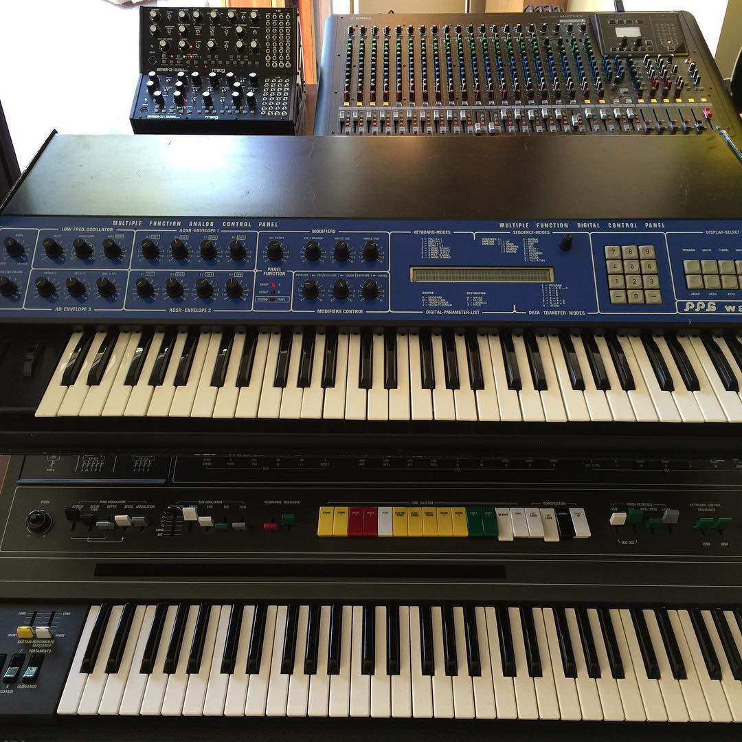 Junkie_XL's tweet photo. In case you missed it, I made some studio additions! #SeeMyStudio #iFilmScoring https://t.co/r5jwso7BGr