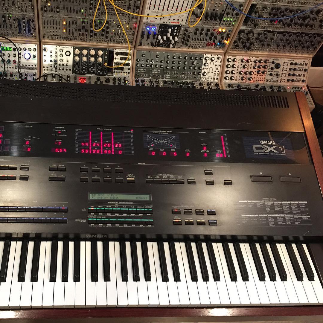 Junkie_XL's tweet photo. In case you missed it, I made some studio additions! #SeeMyStudio #iFilmScoring https://t.co/r5jwso7BGr