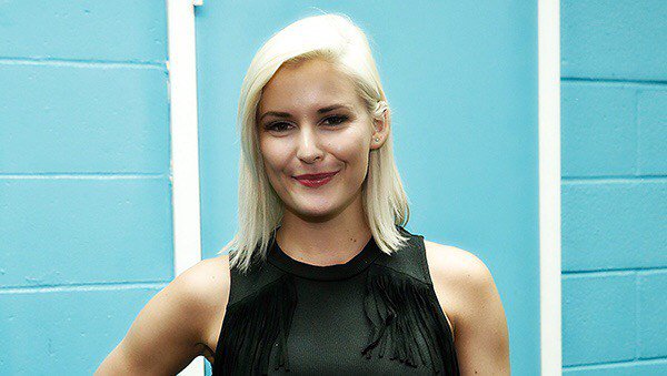 cameroniwwe's tweet image. #SMACKDOWN Roman Reigns Sends a Warning to AJ Styles, Remaining WWE European Tour Dates,… wwehotnews.com/smackdown-roma…