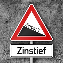 easyfolio's tweet photo. Ärgern über Niedrigzinsen? Es gibt Lösungen: https://t.co/b3qOZMFUCk #easyfolio #fintech https://t.co/zp0SMiHeD4