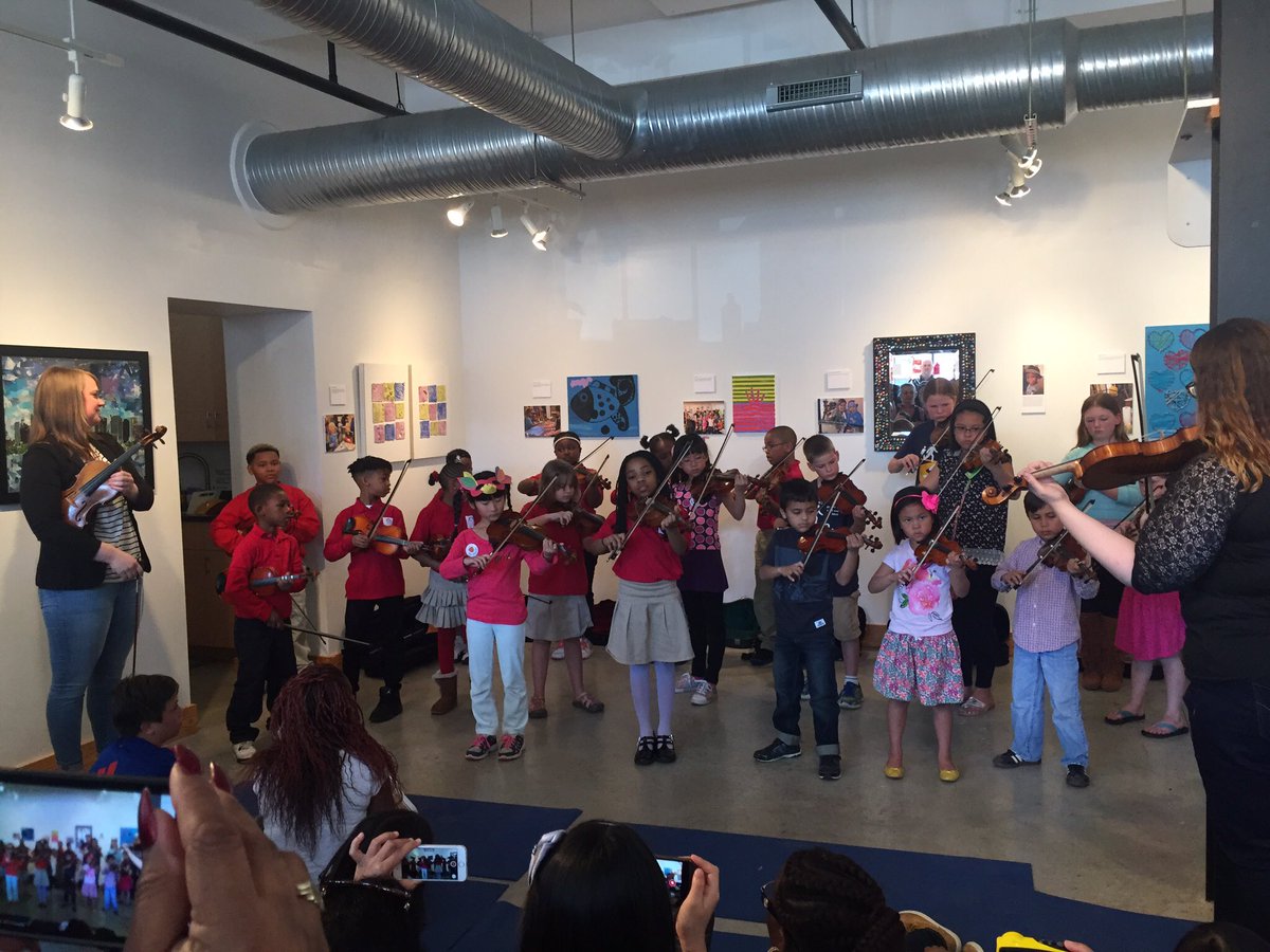 StAndrews_VA's tweet photo. St Andrew's second grade in grand finale at Mozart Festival on Saturday. Made us proud! #MozartFestRVA https://t.co/yM7Azr2Xry