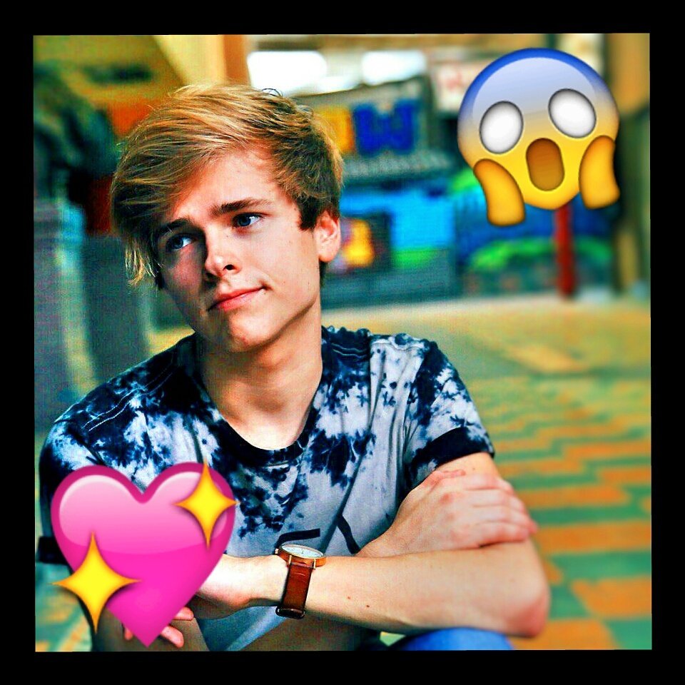 _julia_cosmos_'s tweet photo. НУ КАК ЕГО МОЖНО НЕ ЛЮБИТЬ????😭😭😫😫😫❤❤❤❤❤ https://t.co/TOreHx3tux