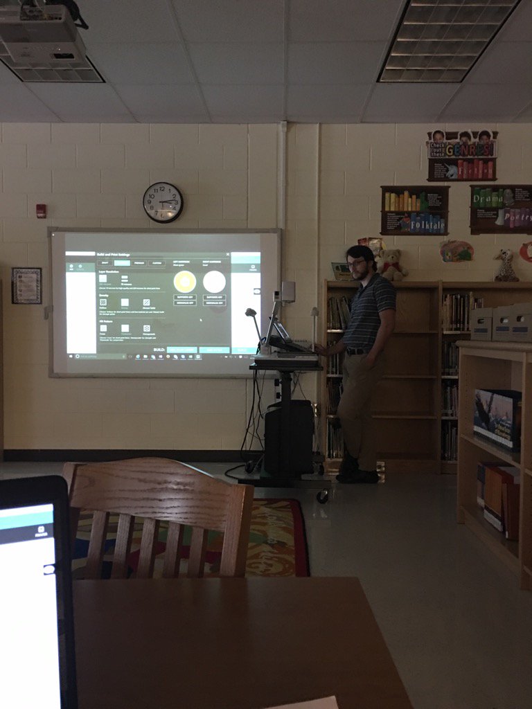 FredaWilliams's tweet photo. Crash course in 3D printing by @davidthetech @CantonSTEM #cube3Dprinter #STEM https://t.co/glUHVoF2nc