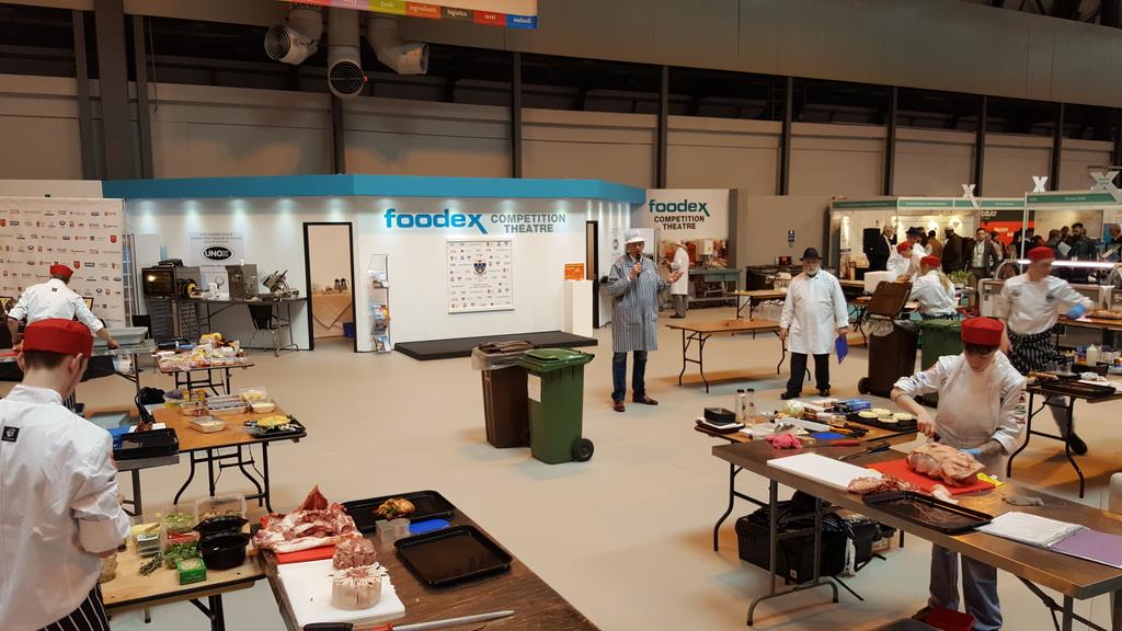 art1sanbutcher's tweet image. Nice to see the young butchers of the future. #britishbutchers #foodex #futuresbright