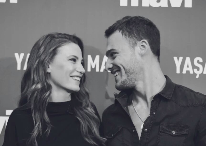 mirabeylc's tweet photo. herkese iyi geceler yarın güzel bir gün olsun💕 @SrnySrkyResmi @KeremBursin https://t.co/DHoBxQy3VN