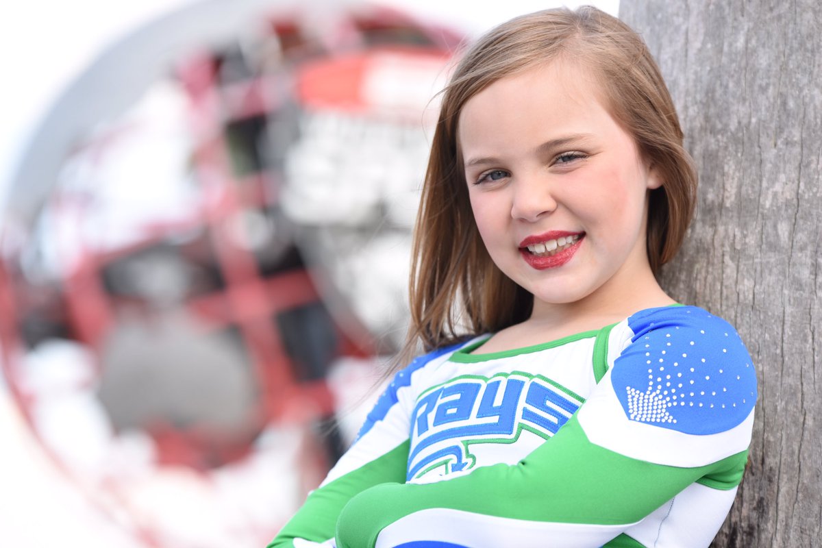 Summit Sessions booking NOW! Message me for more info!! Open to ALL!! #notjustrays 😊