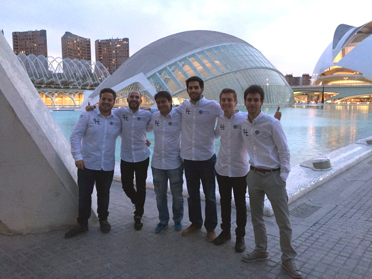 HyperloopHQ's tweet image. Un placer explicar a los valencianos en CityArtsScience los secretos de #HyperloopUPV,el tren del futuro!#Hyperlo…