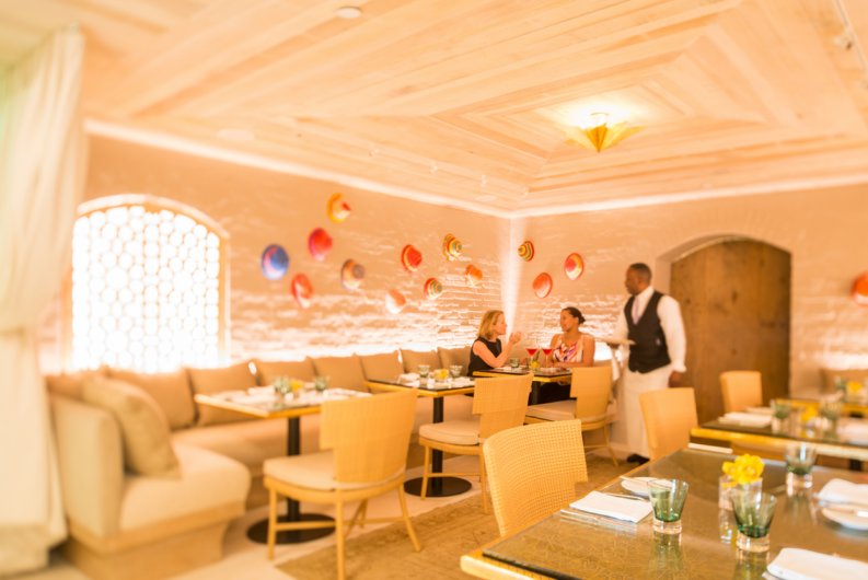 This #MothersDay, treat mom to a day off from cooking at these area eateries: bmag.co/1vz