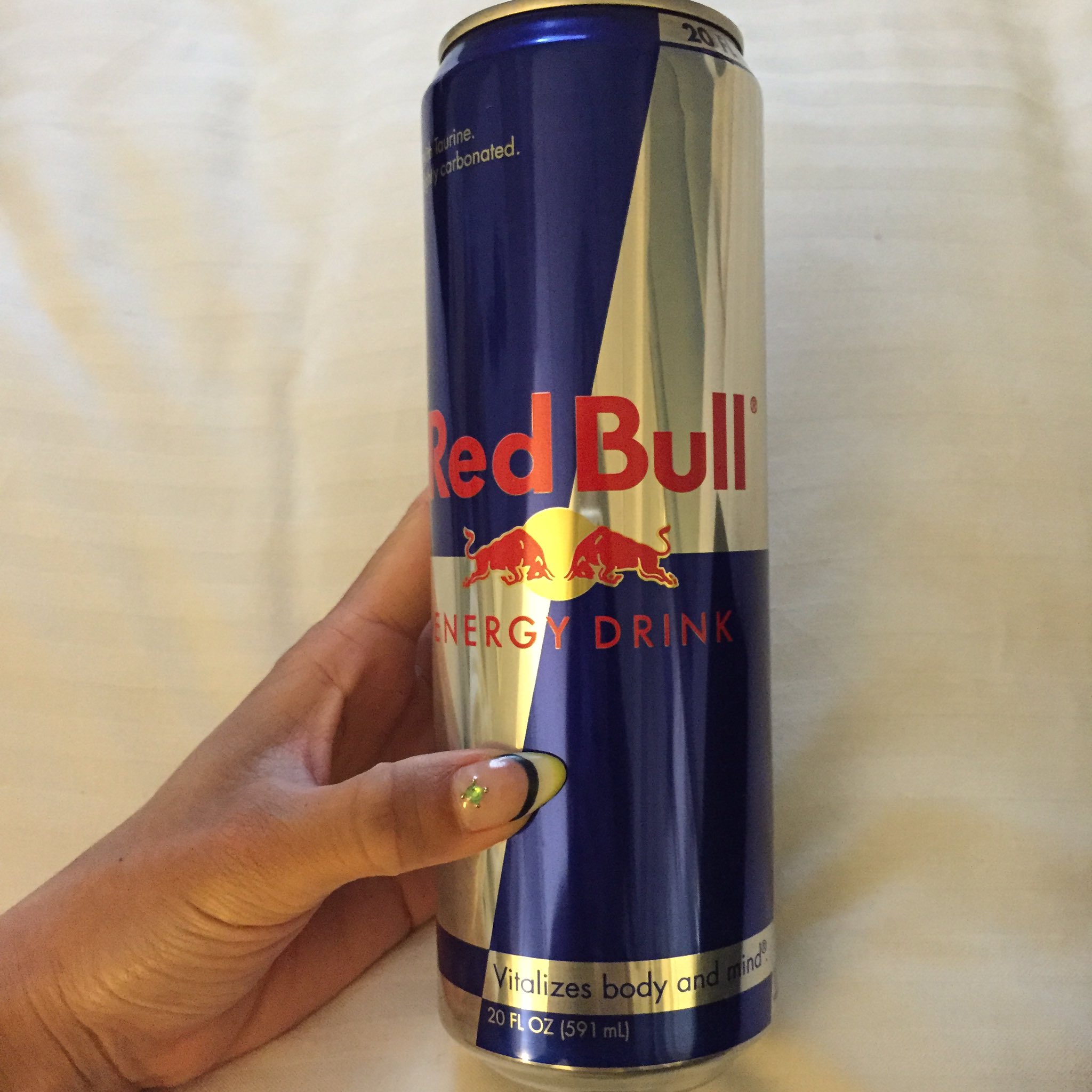 下門美春 Sur Twitter 弟に一回拒否られたけど 致死量のレッドブル買った Gt 笑笑 Redbull 591ml アメリカサイズ 致死量 笑 T Co D0sttxccyx Twitter