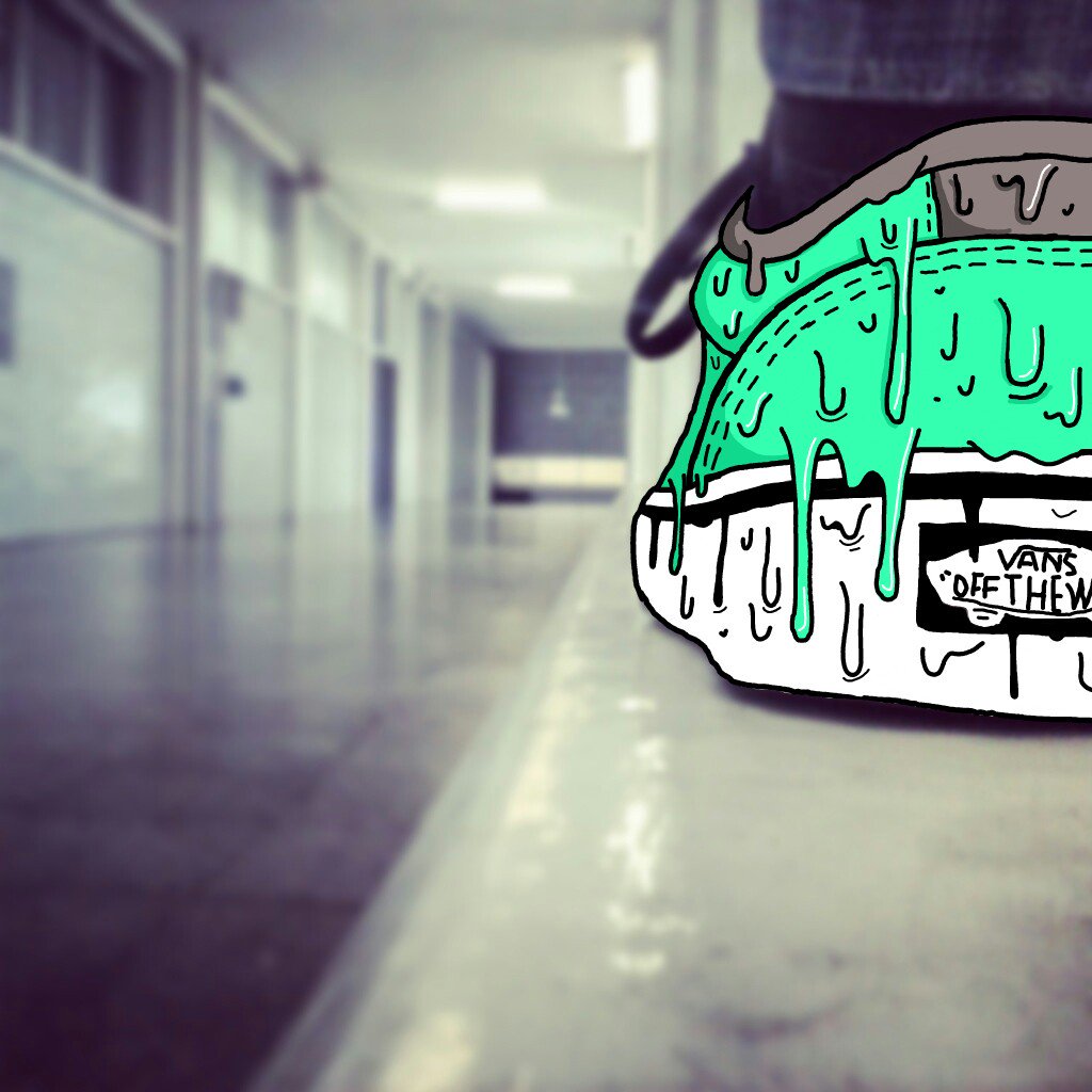 Suajcor's tweet photo. Off the wall.
#Grime #GrimeArt #GrimeEdits #Vans #OffTheWall https://t.co/mKtv77d2Ql