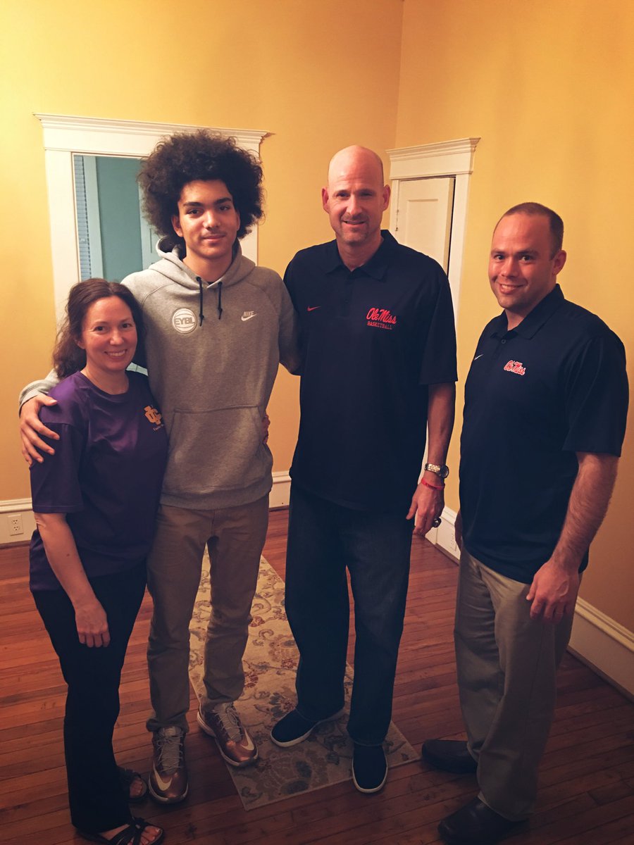 _PSTEW's tweet photo. Great two in-home visits from Ole Miss and Wyoming today!! 🙏☝️🏀👌 https://t.co/iAsoIrnlHv