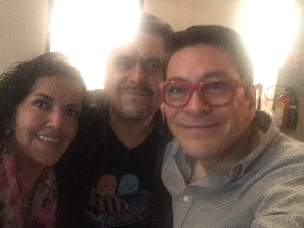 jazminfajardo's tweet photo. Amo a este par que son parte muy importante de mi historia digital. Hoy celebrando 11 años de @BytePodcast #byte11 https://t.co/sW25gliORo