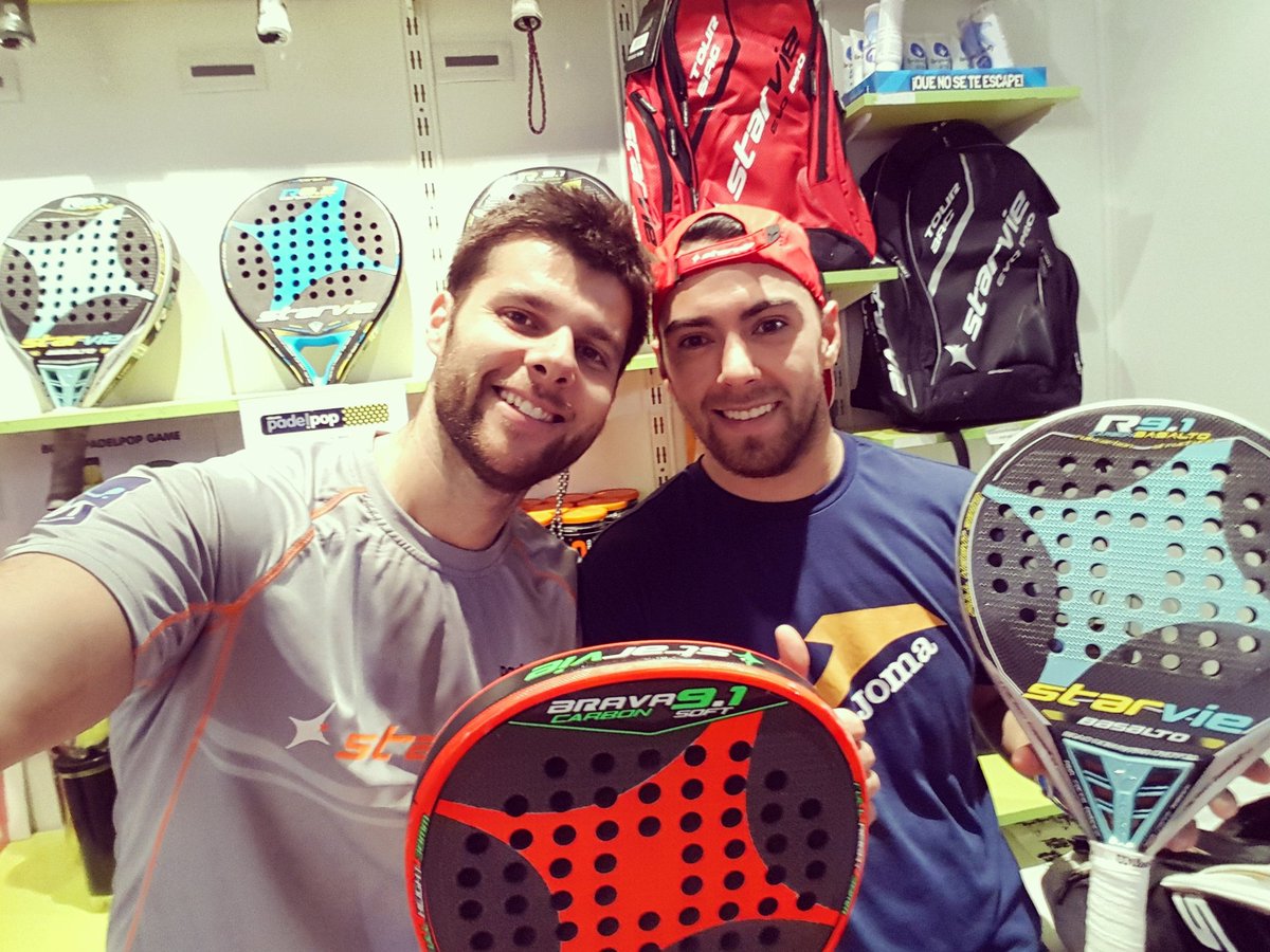 salvagmc's tweet photo. Buen partido preparando el APT d @EscuelaPadelAb, enorme siempre @_fabioksk luchando @starviepadel @PadelPopAlbacet https://t.co/Y31CmNOwfY