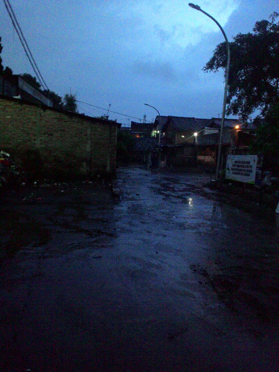 Terimakasih @pdkebersihanbdg sampah TPS suryani <a href="/kelwrgmuncang/">kel.warung muncang</a> parantos bersih