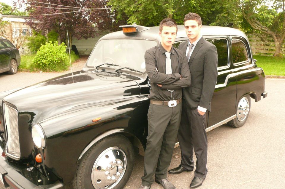 bbarcs's tweet image. Who's this @BarclayBeales @connor_beales they are the cheeky boys xx