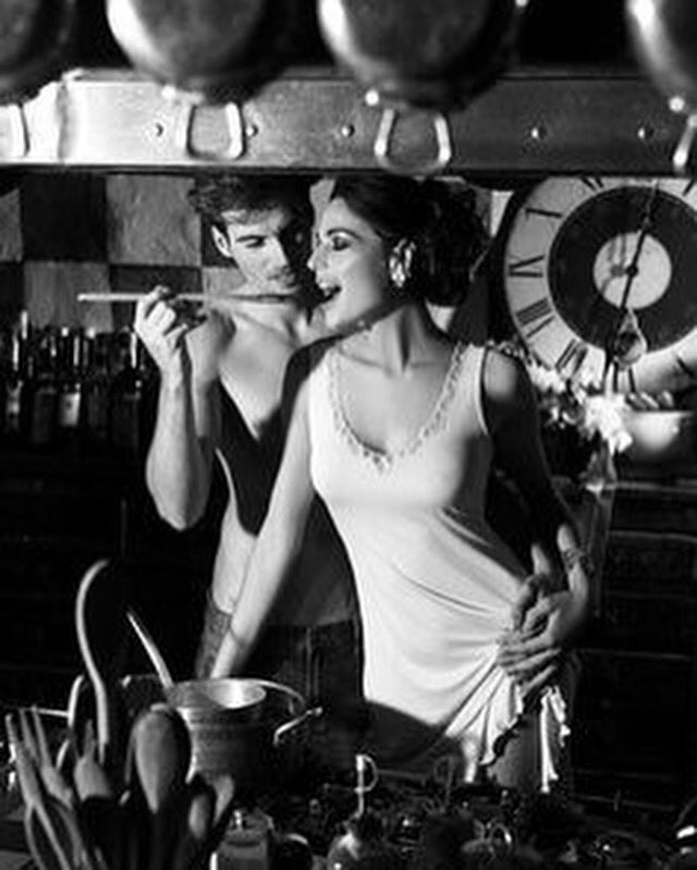 Men_Kitchen's tweet image. "Love a man who can cook ... even better is cooking together!"  CHECK MY EASY TO DO RECIPES 😋