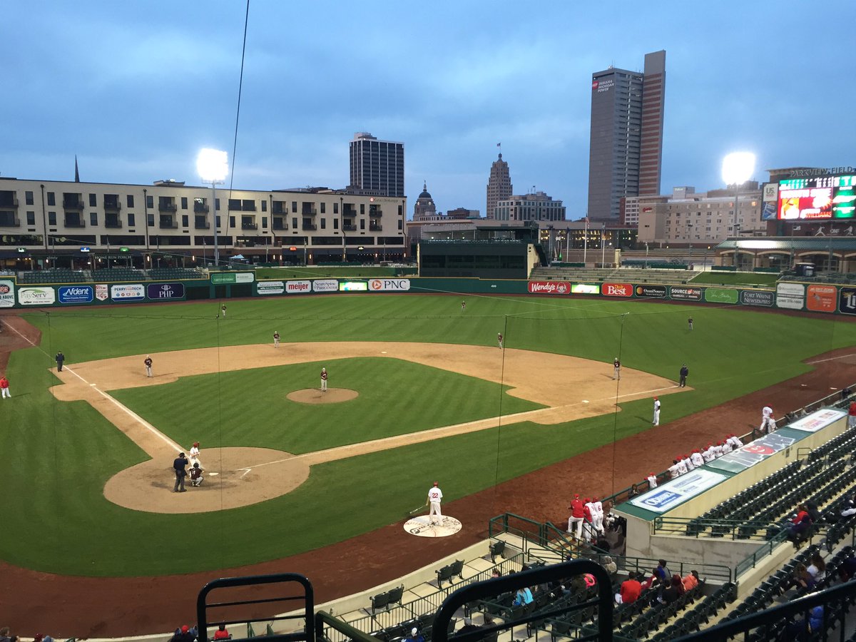 ATCJosh's tweet photo. Parkview Sports Medicine High School Baseball Series at #ParkviewField #POHWellBeing https://t.co/P7eAqz9rlQ
