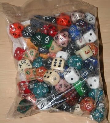 patriciayanezz's tweet image. Chega SMS da operadora falando do meu pacote de dados e eu imagino isso #ForaInternetLimitada