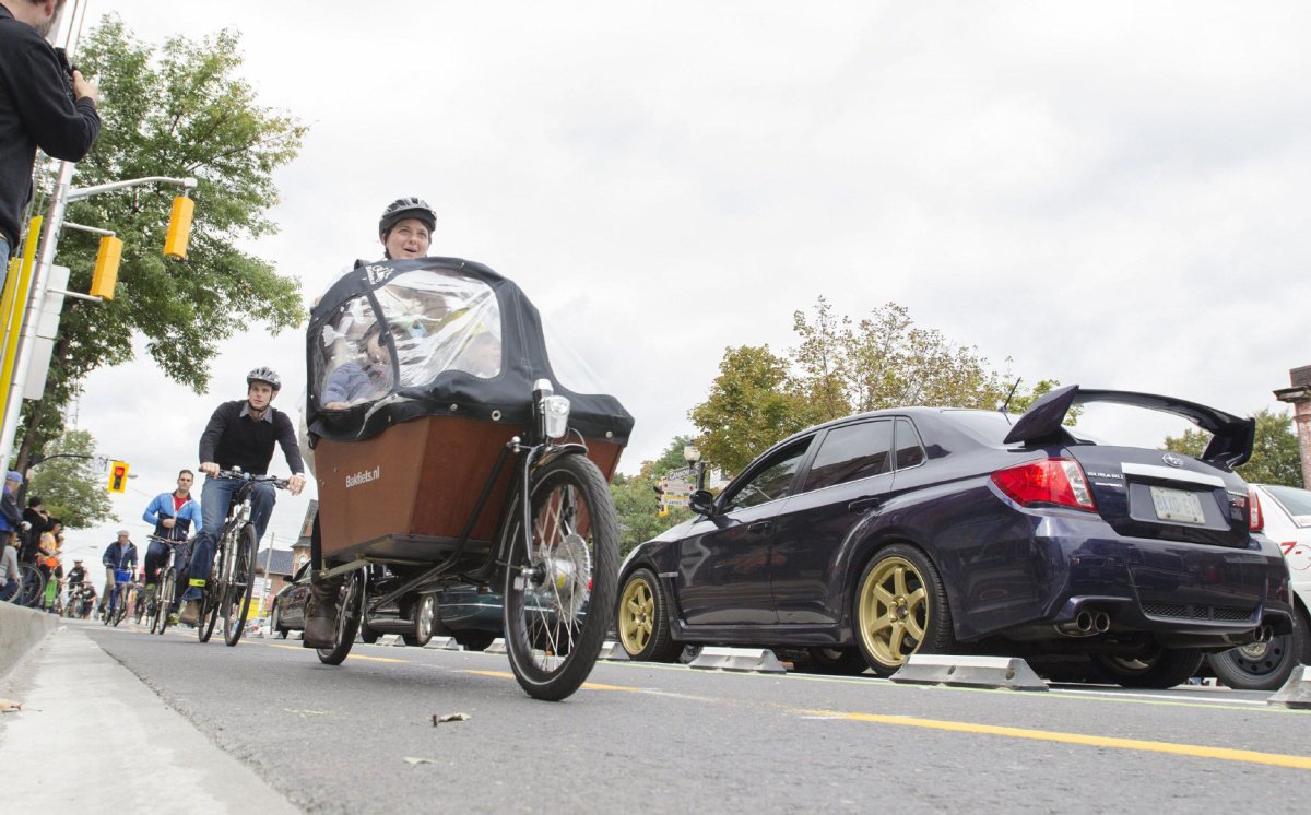 Province funds half of $600,000 Bay Street bike lanes #HamOnt thespec.com/news-story/650…