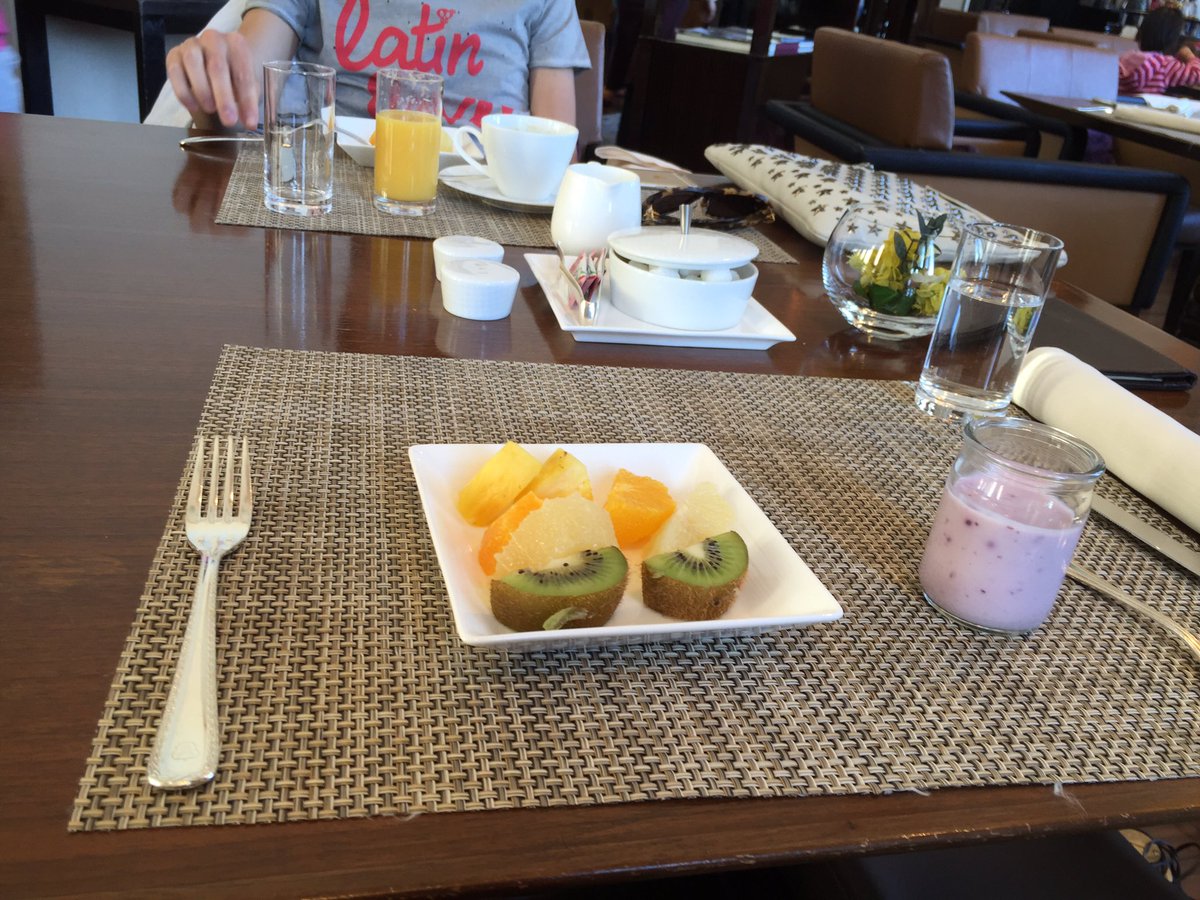 mono_to_hito's tweet image. St.Regis モーニング