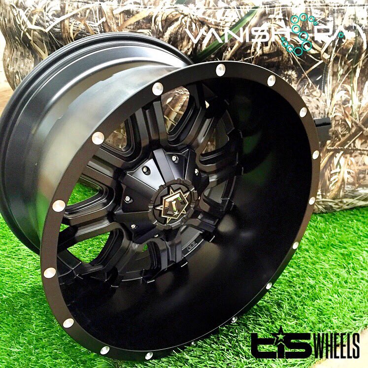 The official wheels of the #vanishspa <a href="/CAMOPOOL/">CAMOPOOL</a> tour <a href="/tiswheels/">TIS Wheels</a> are deep and hot like the <a href="/Realtree/">Realtree</a> #camo #hottub