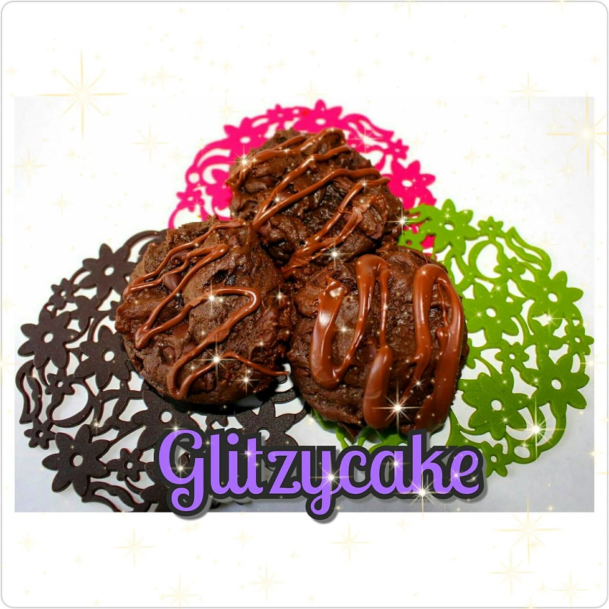 glitzycake's tweet photo. #glitzycake #fudge #cookies #chocolate #chocolateandlove #chocolateyesplease #chocoholic #chocolatechipcookie https://t.co/94m56SxUKs