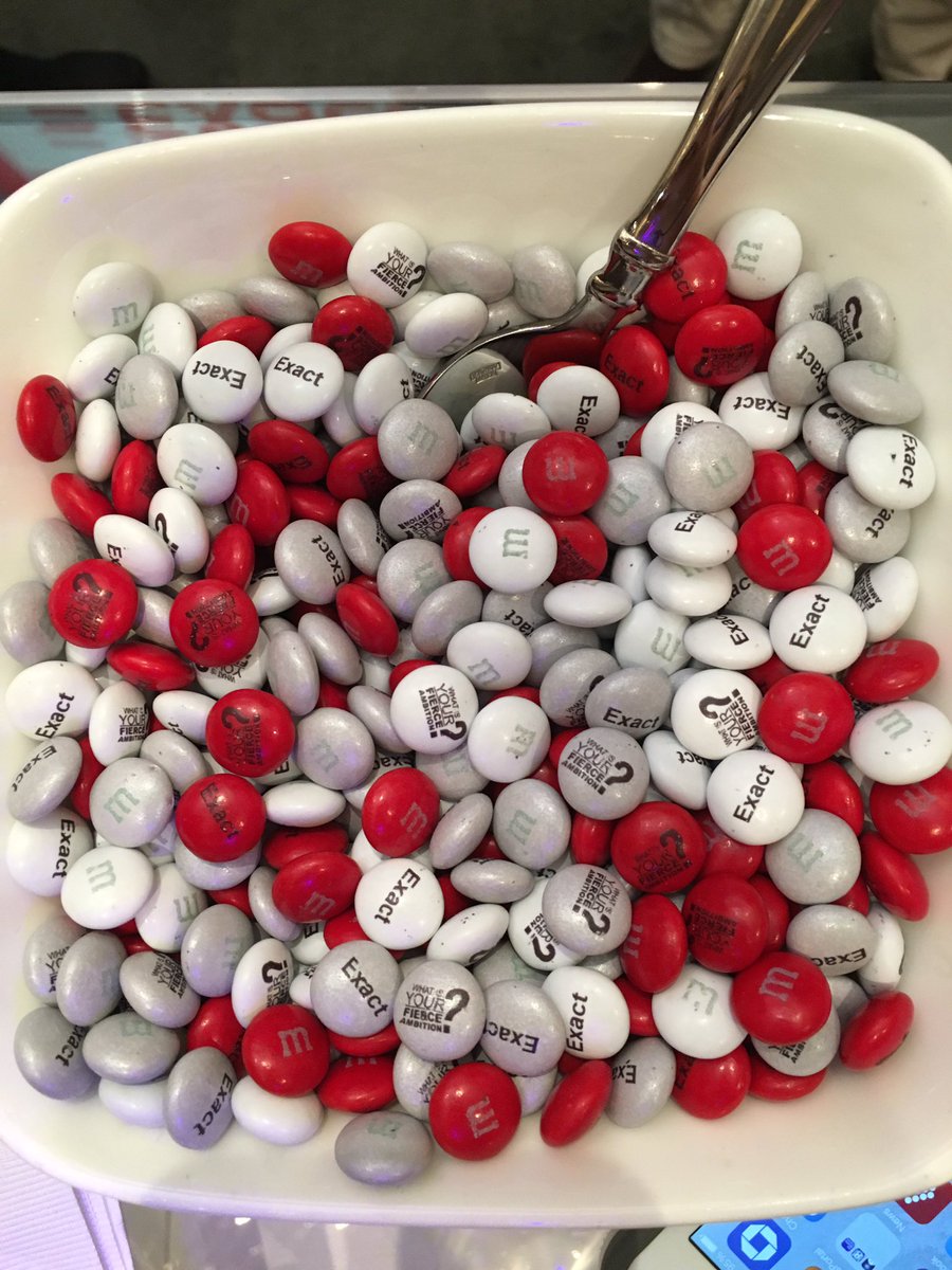 karli_olyforest's tweet photo. These exact m&amp;ms are the CUTEST #ExactMacolaEvolve make sure to check out all the amazing vendors in attendance !! https://t.co/gJ2shOo6da