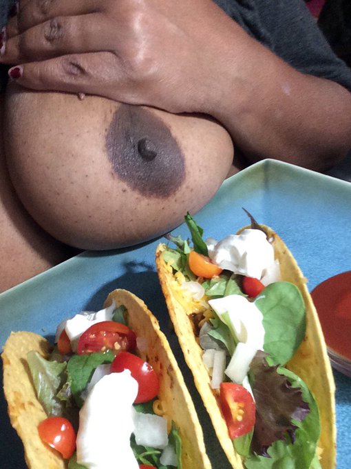 Happy taco titty Tuesday, my Chaturbaters know what that's about hehe https://t.co/zT26HwFIWf<a href="/tag/camgirl"class="tags"><span>#camgirl</span></a><a href="/tag/chaturbate"class="tags"><span>#chaturbate</span></a><a href="/tag/aricellisdesin"class="tags"><span>#aricellisdesin</span></a>