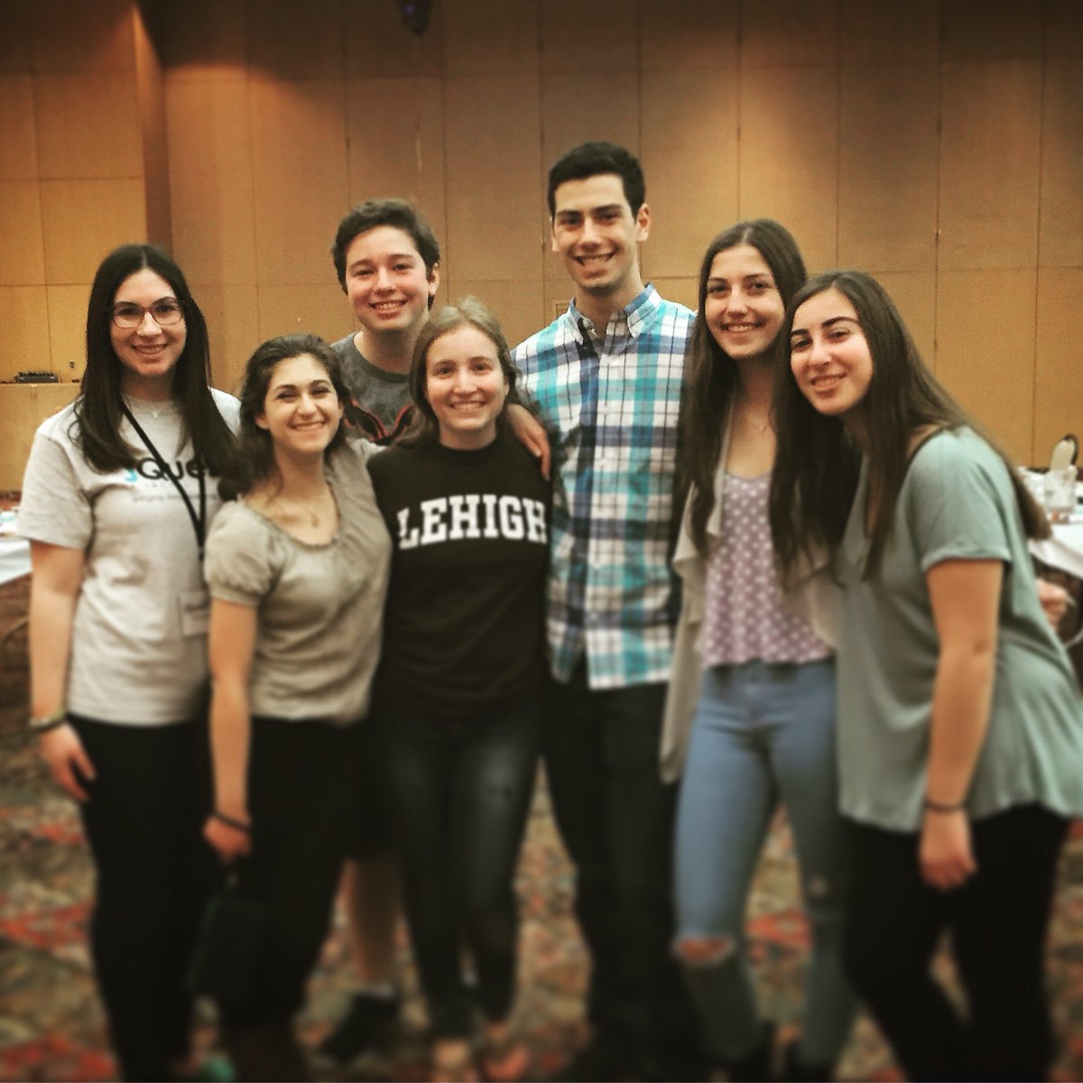 par_mvp's tweet photo. Loved spending #TYGTuesday leading a chocolate Seder with fellow @_KIFTY leaders! Looking forward to #HagMac16 !! https://t.co/QVChXJsSxH