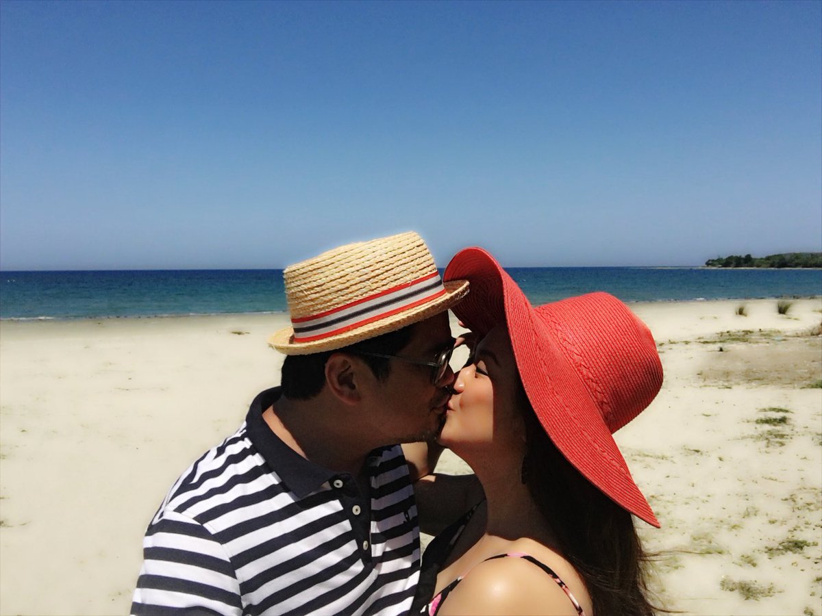ChristineBBabao's tweet photo. Mga inaanak someday ganitern ha? Ganito ang tunay na tuka! Hahaahalik pa more! 💏 Don't be shy 😘#ALDUBLoveOnCue https://t.co/xxx7VVJ2Ft