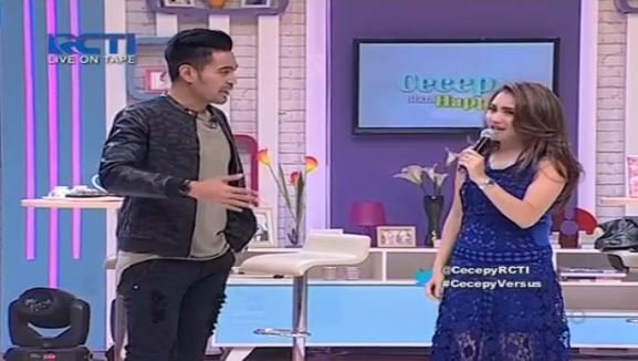 IMAAwards_ID's tweet photo. Hihihi.. Robby malah nanya persiapan pernikahan Ayu.. nikah sama siapaa yaaa? #CecepyVersus https://t.co/L5AYSM0NkY