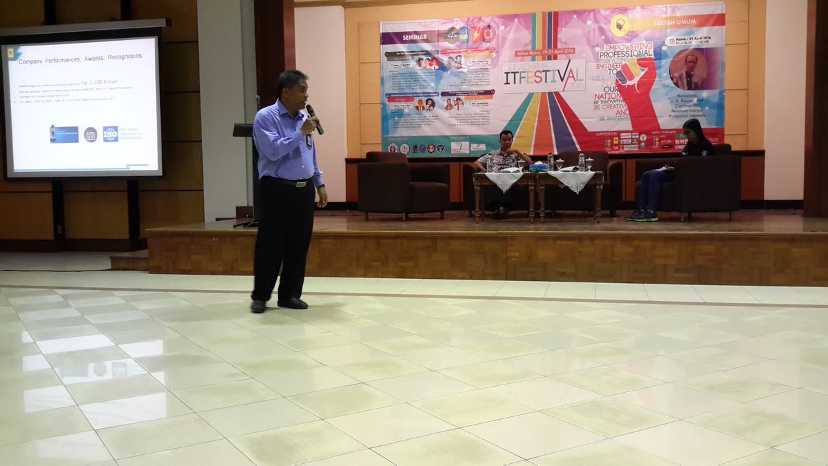 Pemicara dari T. Elektro dari PT.  PLN Persero Bapak Andri Yunaldi 
<a href="/UG_BEMFTI/">BEM FTI Gunadarma</a> <a href="/UG_HMTE/">HMTE UG</a> 
#itfestug2016