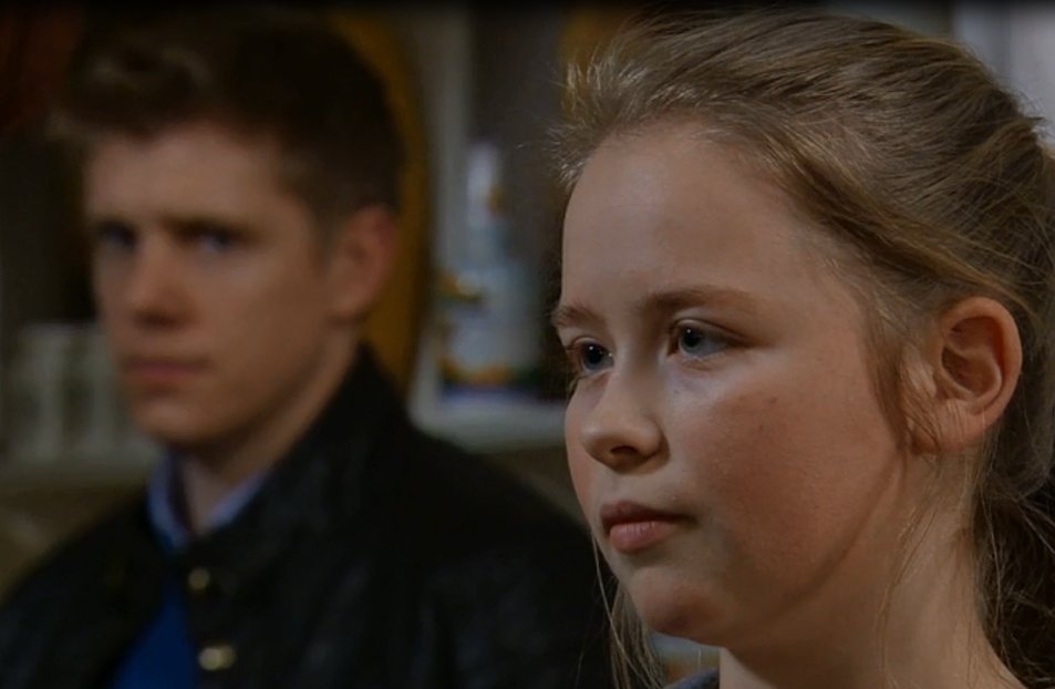 RobronEnEspanol's tweet image. Niña no sabes con quien estás tratando ....