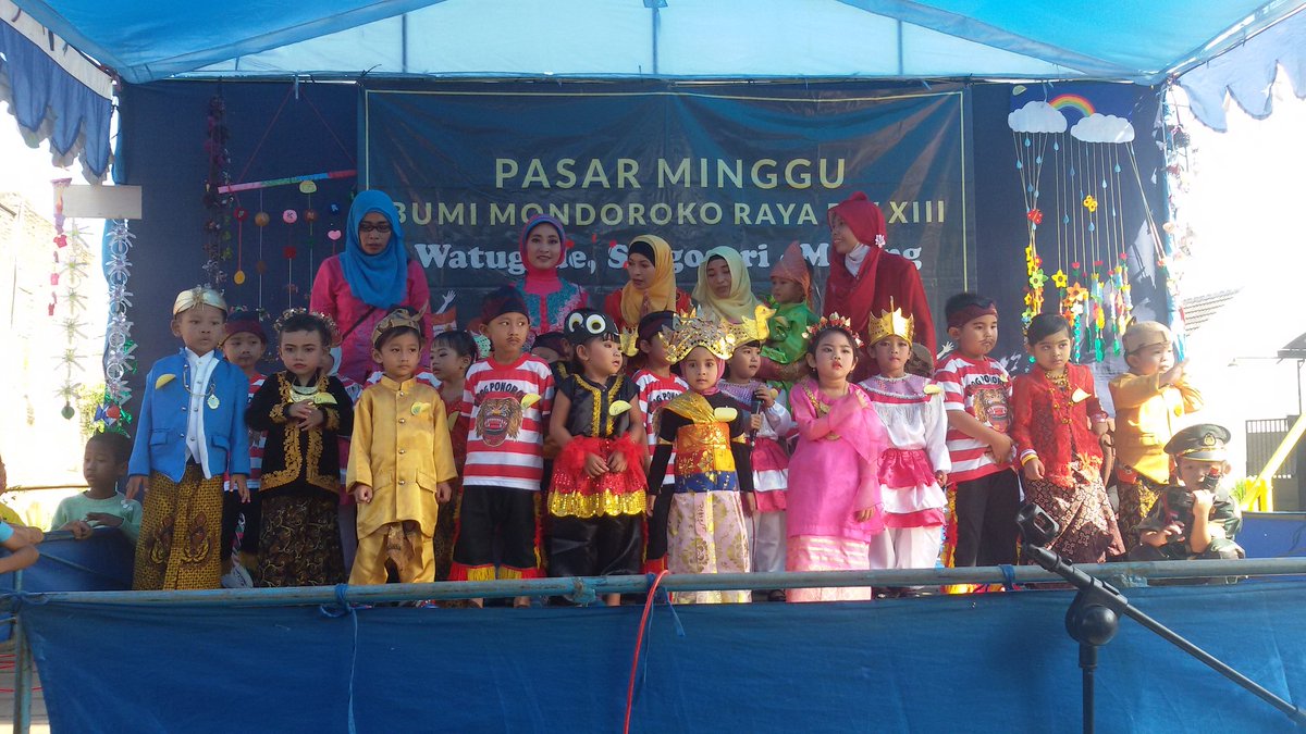 JiluRw's tweet photo. Acara yg diadakan Paud  " Permata Bunda " RW 13 di Pasar Minggu BMR Watugede Singosari @pak_rendra https://t.co/ut2M5Gj49b